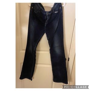 Guess dark wash boot cut stretchy jeans - low/mid rise - Size 34 waist